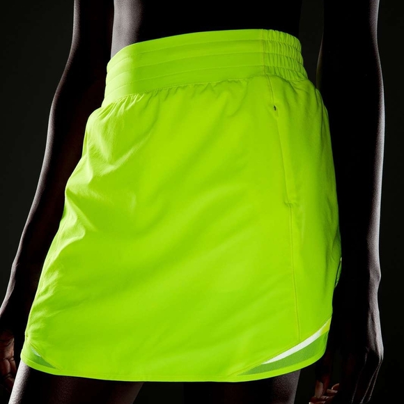 Lululemon Hotty Hot High-Rise Skirt *Long Size 4 - Picture 6 of 9